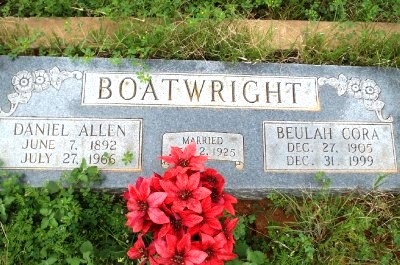 Daniel Allen and Beulah Cora Johnson Boatwright Gravestone