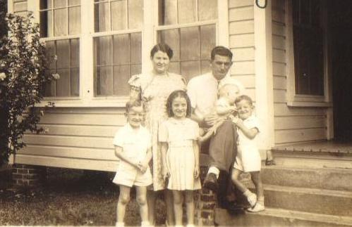 James Bennett Boatright and Bleeka Ray Mullis and four children