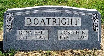 Joseph Benjamin Boatright and Martha Caldonia Hall Gravestone