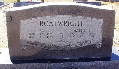 Leonard Alfred and Mattie Elizabeth Humphries Boatwright Gravestone