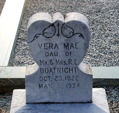 Vera Mae Boatright Gravestone
