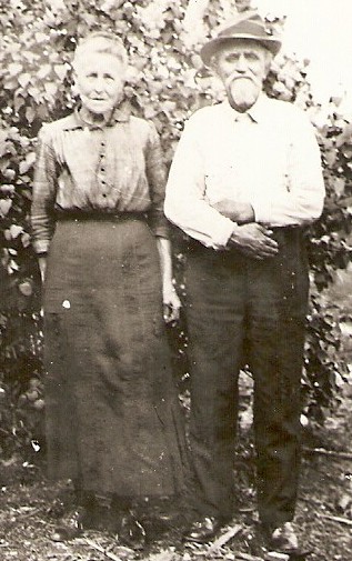 Frank William and Gertrude Dell Venters Boatright