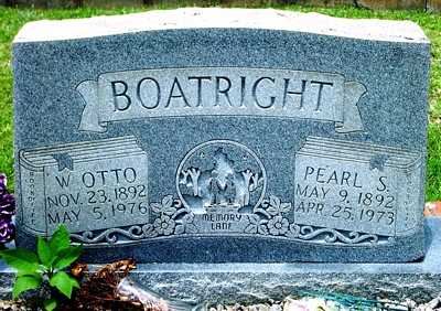 William Otto and Pearly Mae Sticher Boatright Gravestone